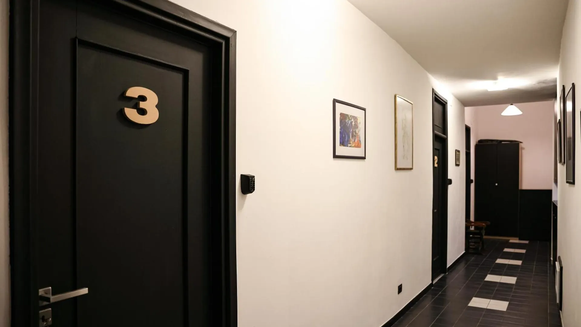 Nik Rooms Genua Włochy