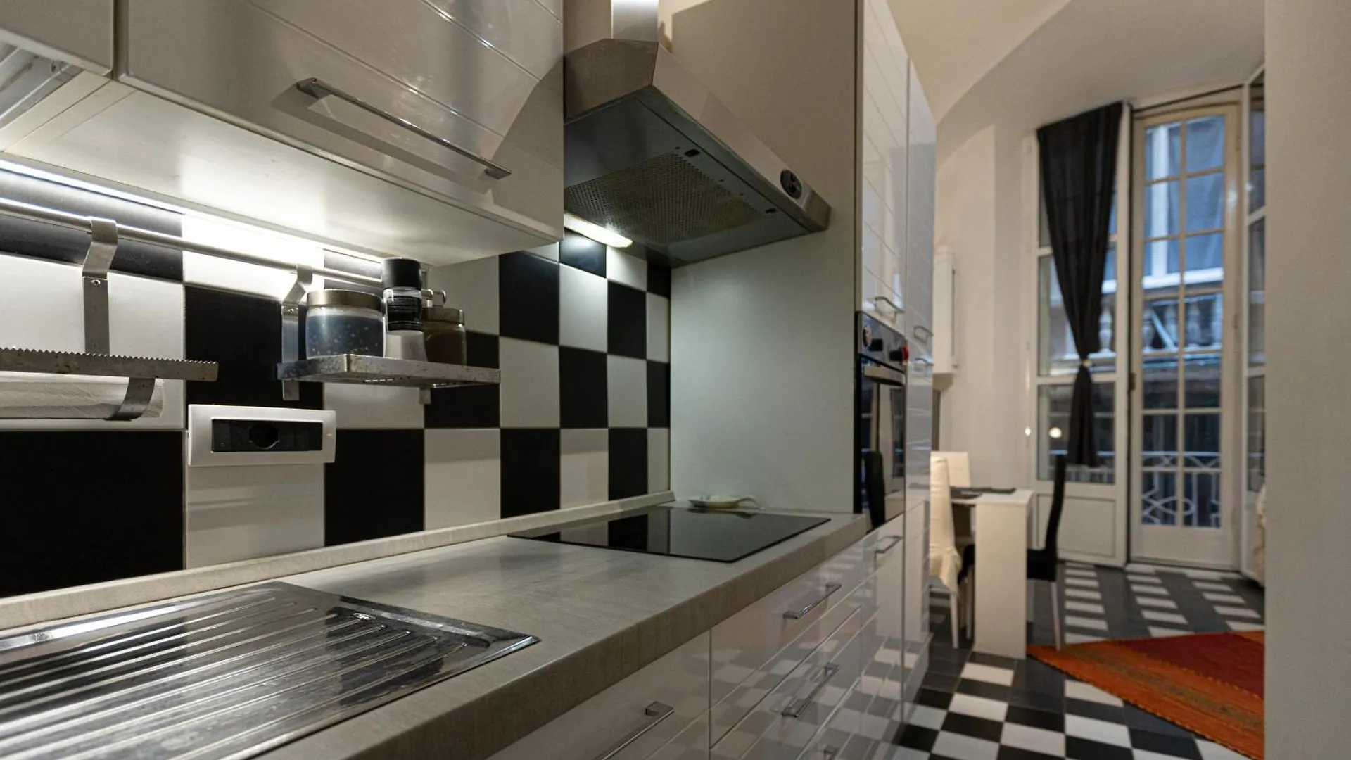 Nik Rooms Genua Włochy