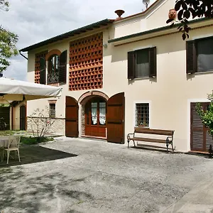 https://villa-camilla-lucca.it-tuscanyhotel.com